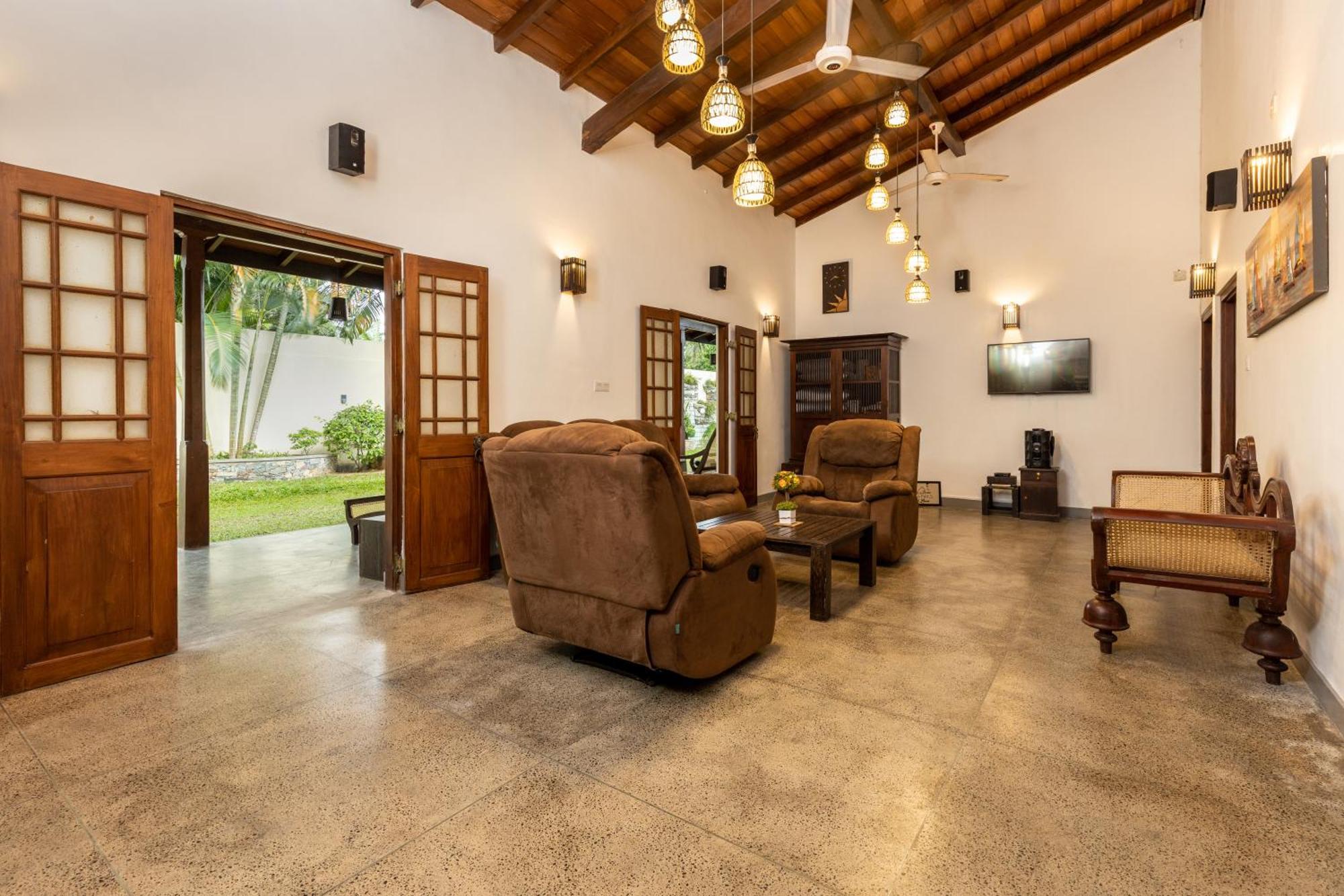 Villa Tangalle Lagoon Номер фото