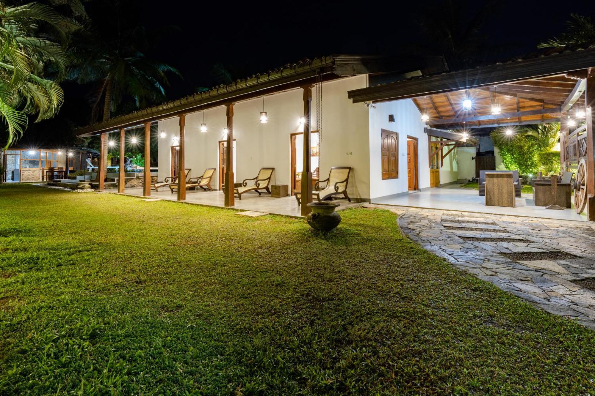 Villa Tangalle Lagoon Номер фото